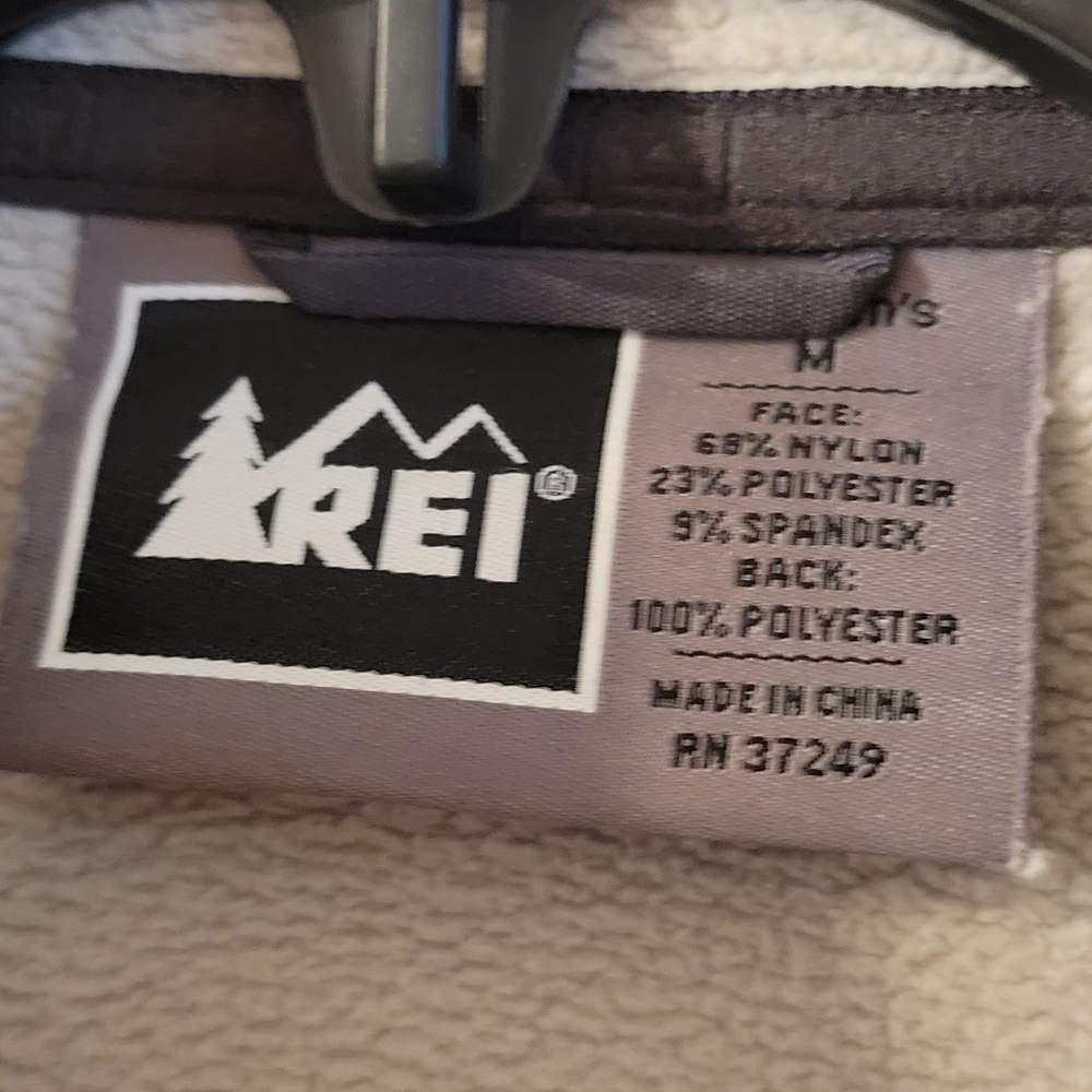 REI medium jacket - Picture 4 of 5